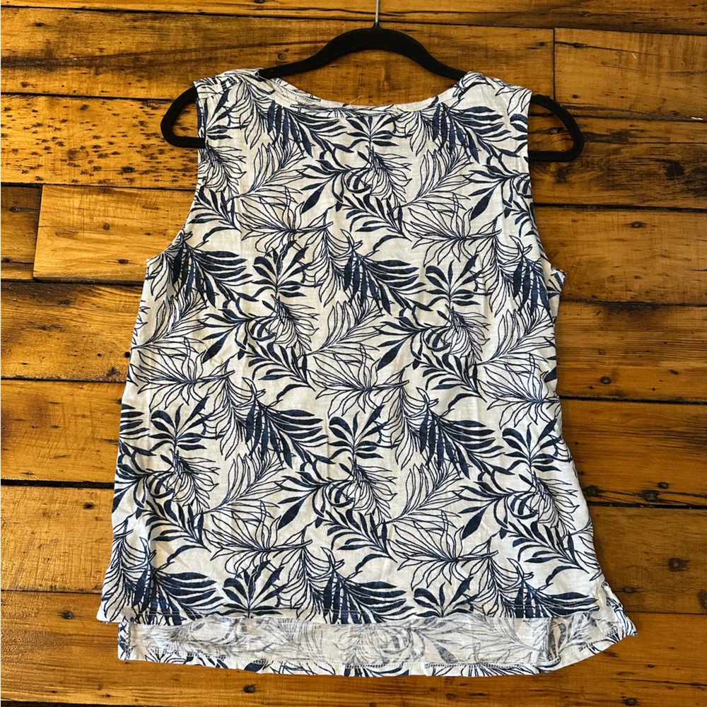 Carve Designs Navy and white Robins tank Alana pattern women’s small
